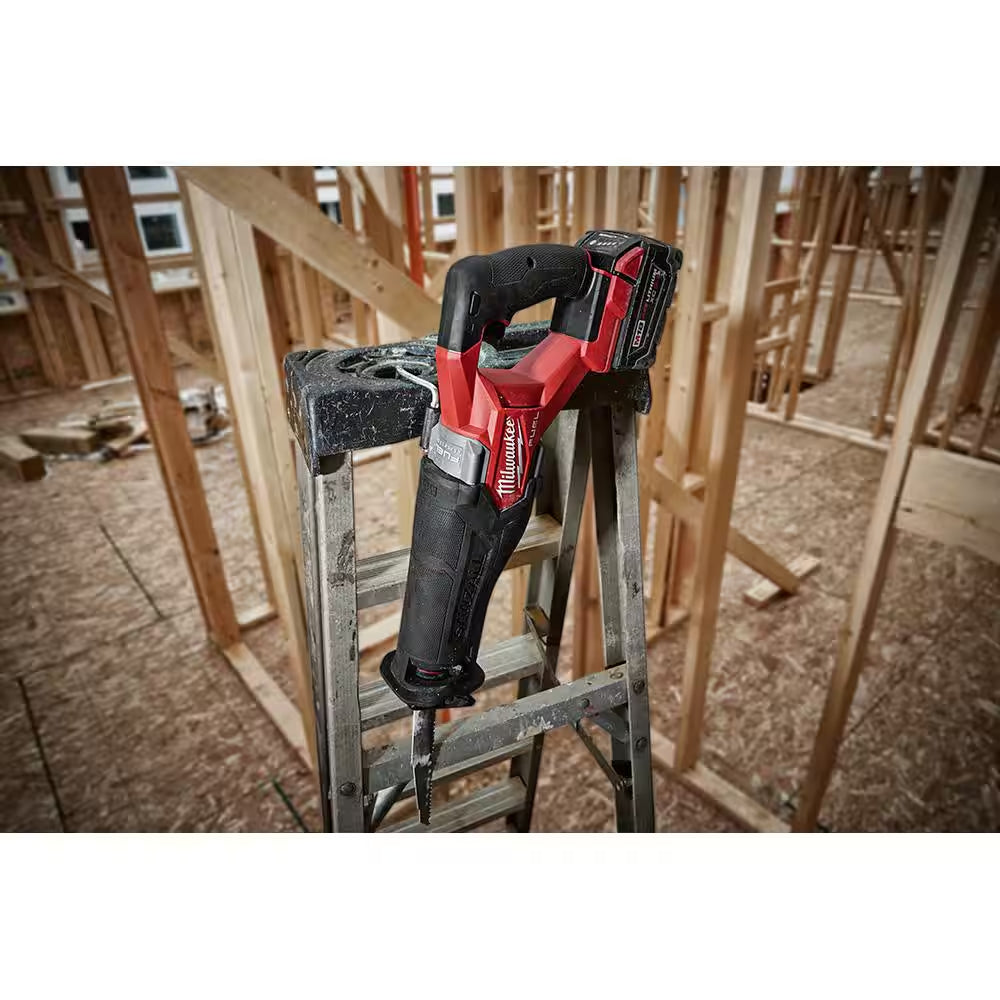 M18 FUEL 18V Lithium-Ion Brushless Cordless SAWZALL Reciprocating Saw Kit W/Two 5.0 Ah Batteries Charger & Hard Case